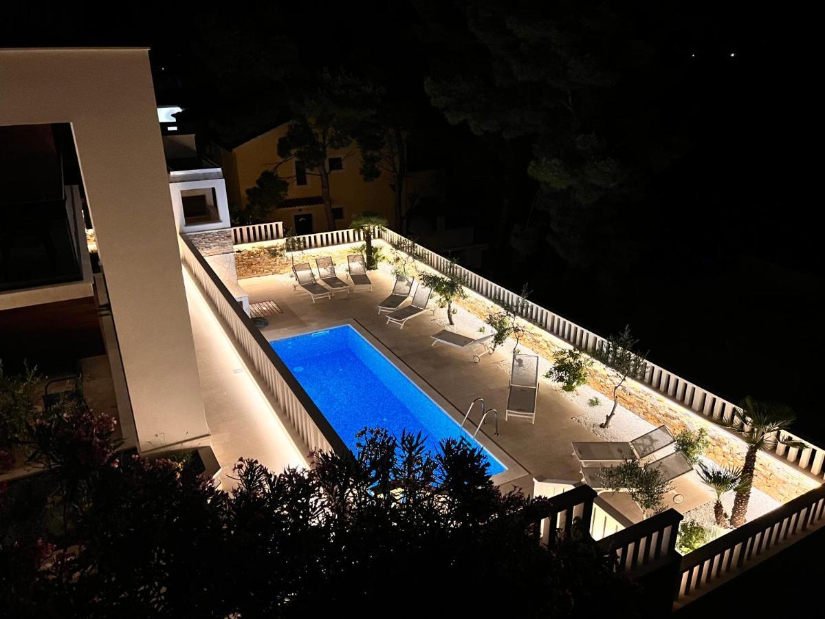 Luxury Beachfront Villa Carlisa Čiovo Exteriör bild