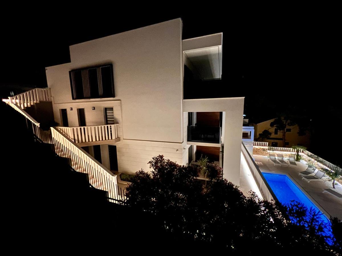 Luxury Beachfront Villa Carlisa Čiovo Exteriör bild